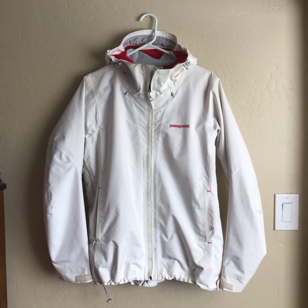 Patagonia Cloud Ridge Rain Jacket